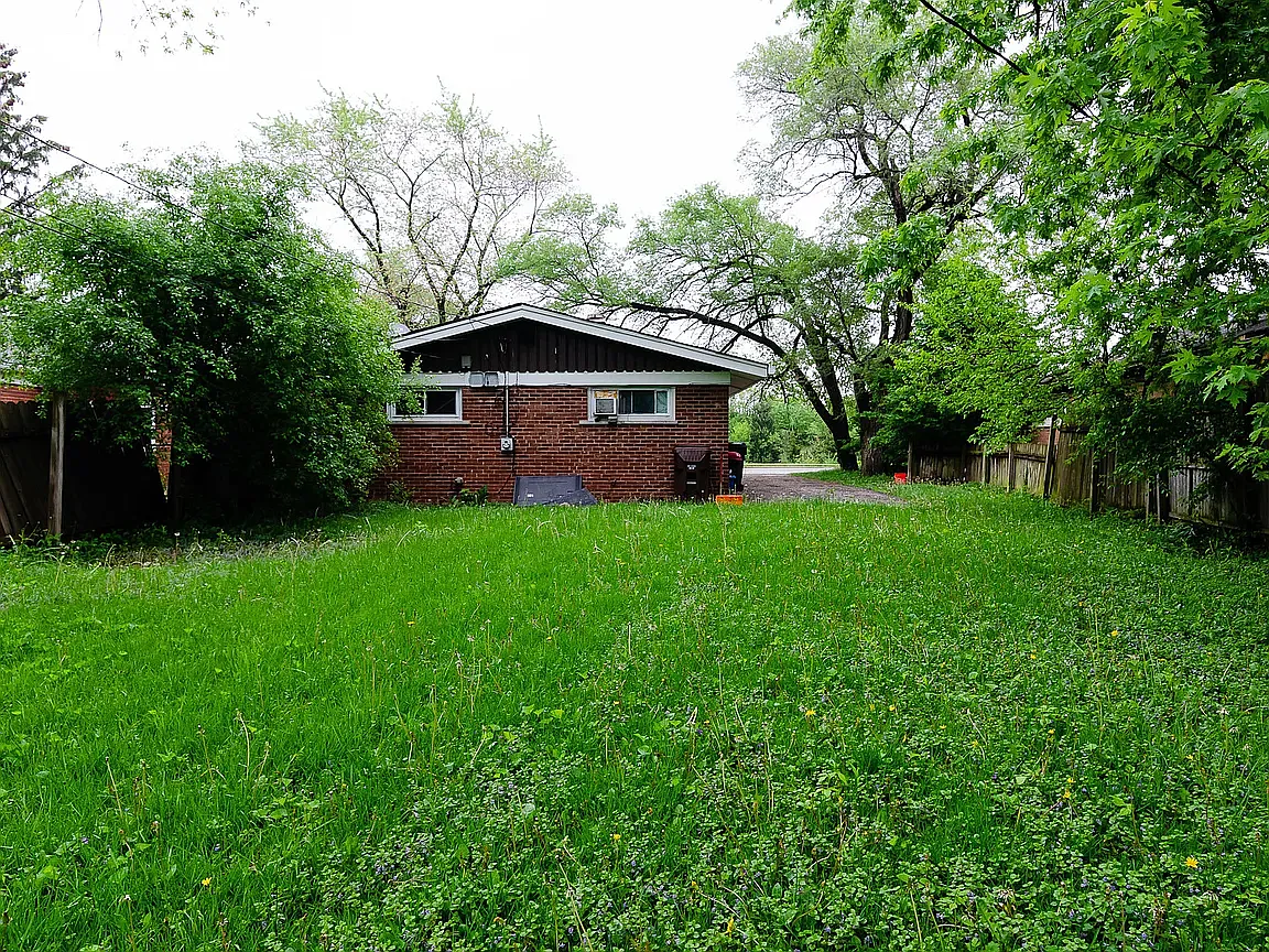 Mahoney Pkwy, Hazel Crest — Photo 2