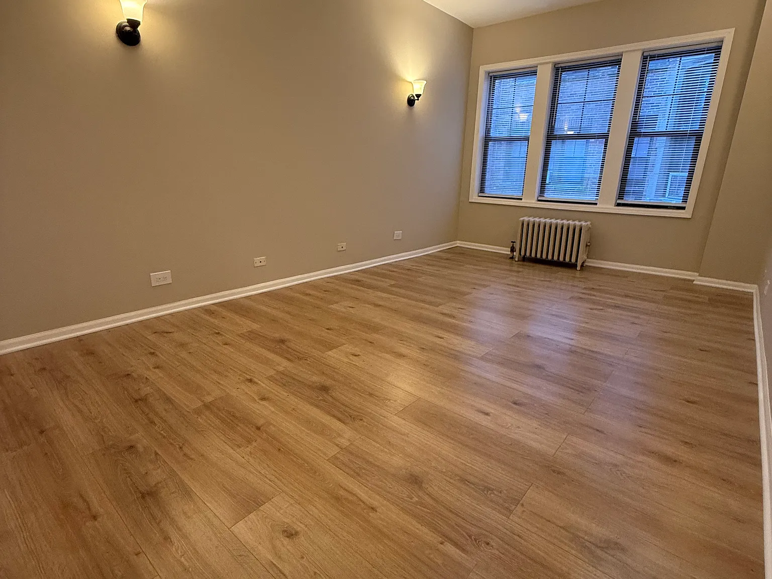 1 bed, 750 sqft, $1,500 — Photo 4