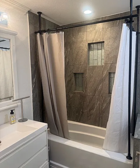 111 E Saint Clair Dr — Photo 11