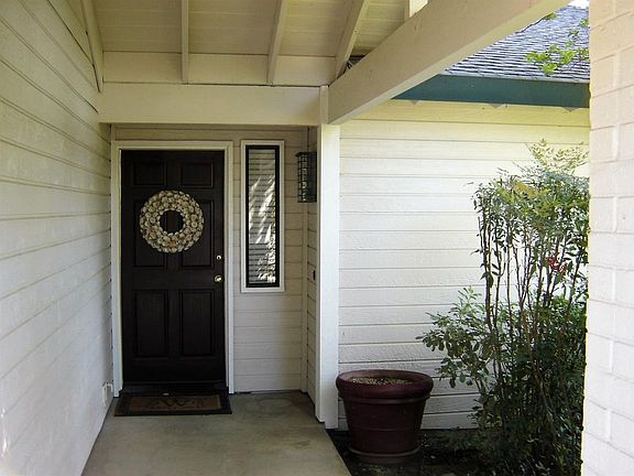 4th image of 3788 Pardee Ct