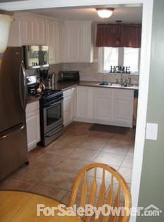 Kitchen
						:
						New kitchen with stainless steel appliances (included)