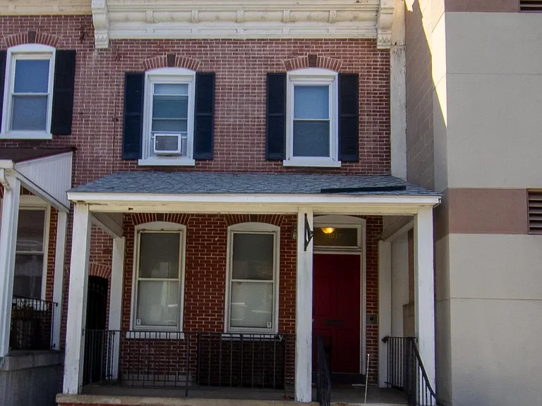 1217 N King St — Photo 1