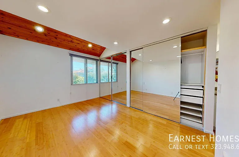 8740 Tuscany Ave #306 — Photo 11