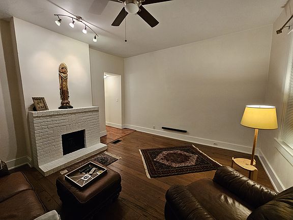 2nd image of 1123 Fuller St #1