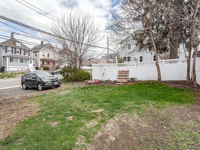 1009 Hudson Ave #1S — Photo 21
