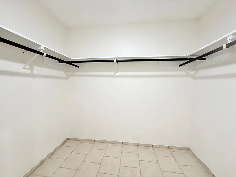 236 Almond Dr — Photo 22