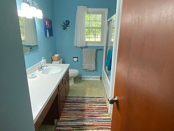 5th image of 7590 Carmen Dr NW