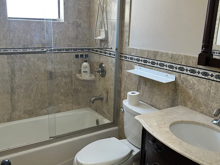 2201 W 53rd Pl — Photo 19
