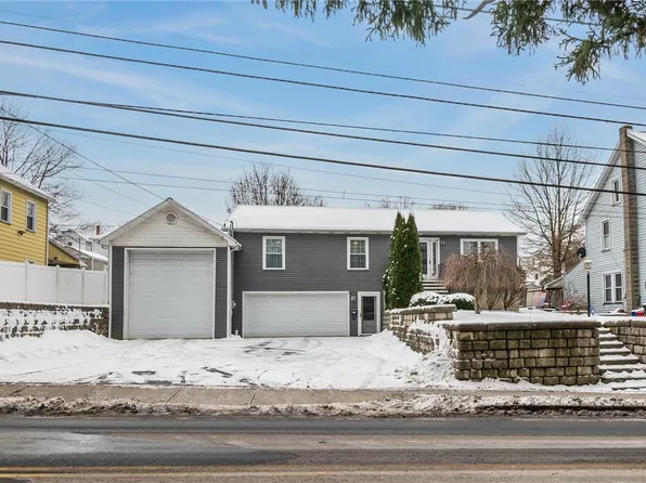 335 W Central Ave, Bangor, PA 18013