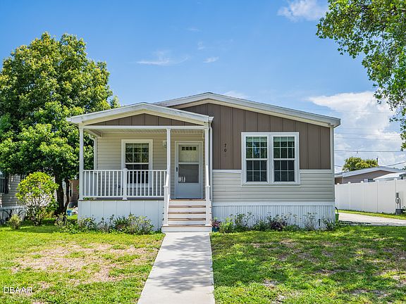 2nd image of 709 Barlow Cir