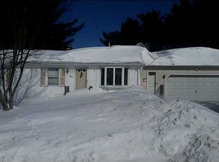 544 Knollwood Dr, Woonsocket, RI 02895