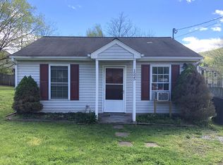 1525 Riverside Ter SE, Roanoke, VA 24014