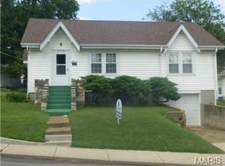 504 W Miller St, De Soto, MO 63020