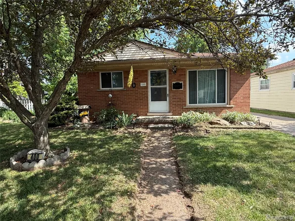 400 W Hudson Ave, Madison Heights, MI 48071