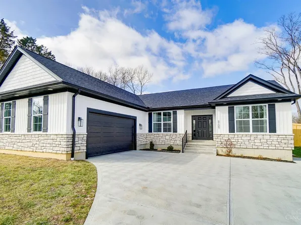 5109 Valley Ridge Rd, Cincinnati, OH 45247