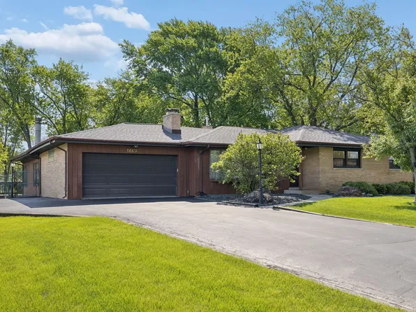 16631 Patricia Ave, Tinley Park, IL 60477