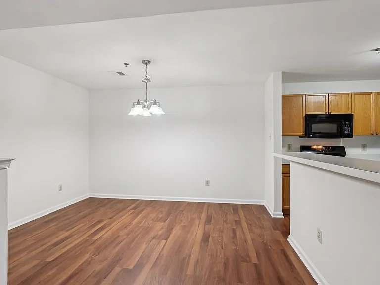 Autumn Park Apartments — Photo 18