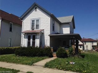 503 W 3rd St, Uhrichsville, OH