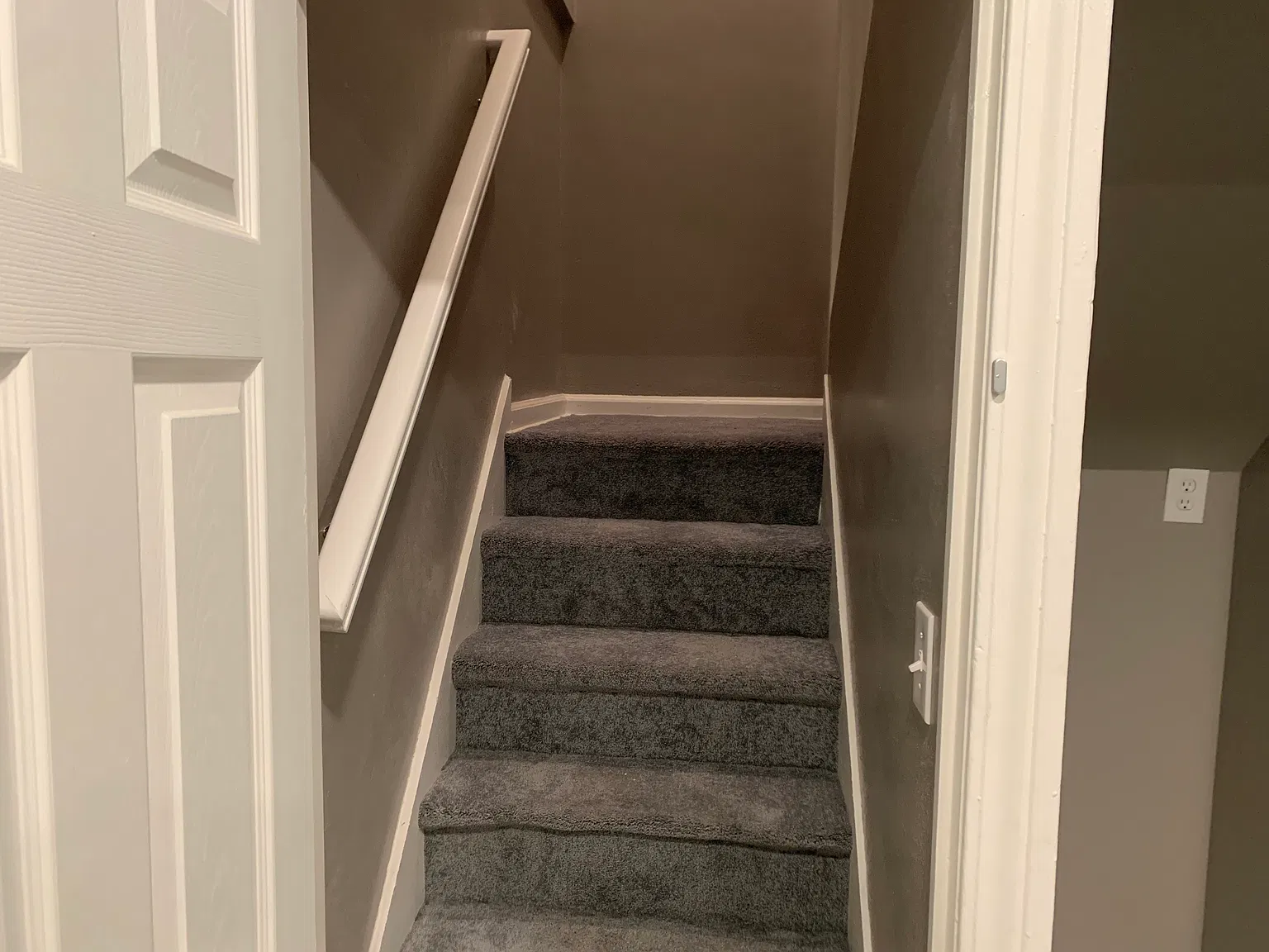 2 bed, 924 sqft, $1,375 — Photo 3