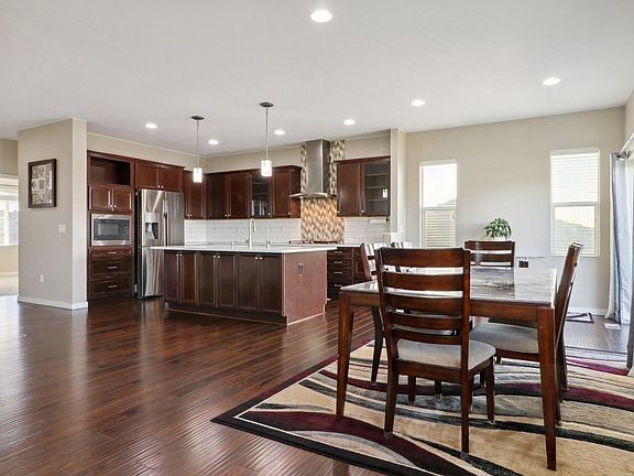 4th image of 14301 Mosaic Ave