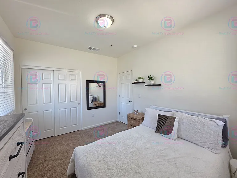 3010 Sterling Ridge Cir — Photo 15