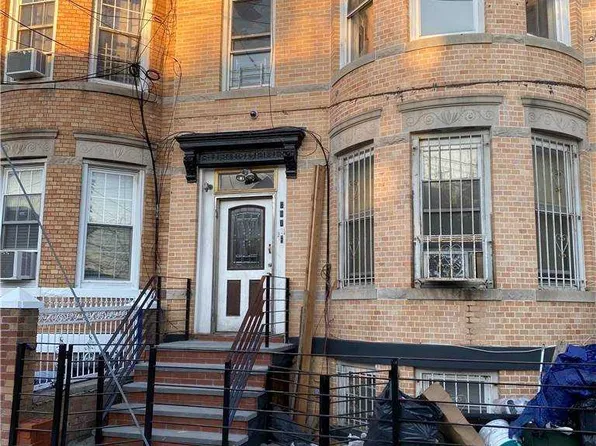 301 Grant Ave, Brooklyn, NY 11208