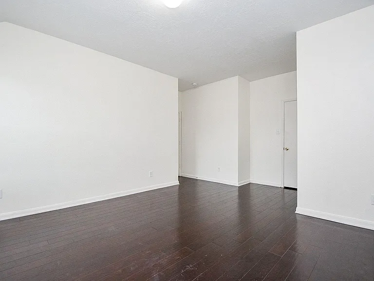 9641 Weldridge Dr — Photo 30