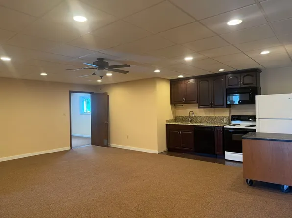 2202A Hollins Mill Rd, Lynchburg, VA 24503