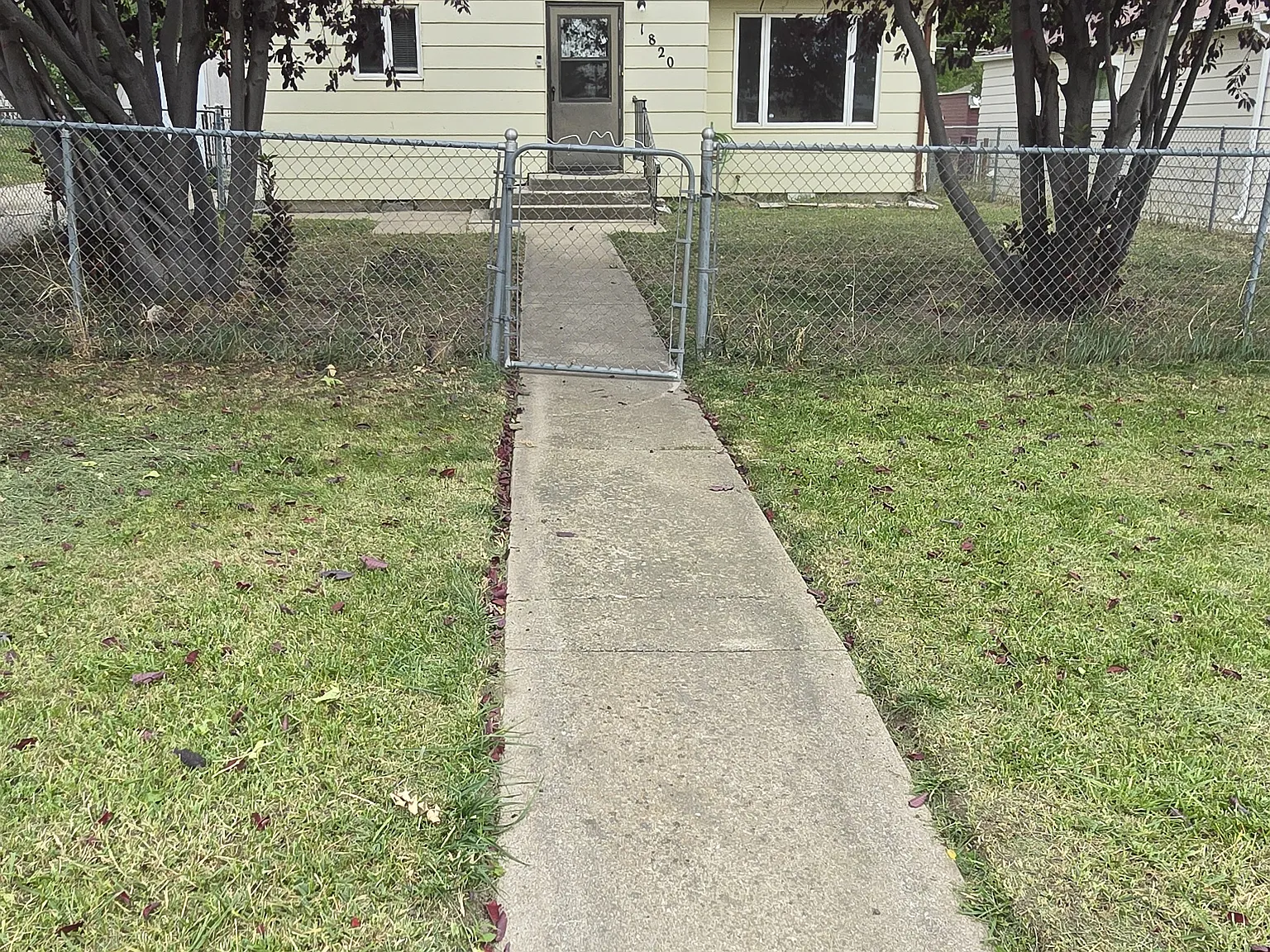 1820 8th Ave S — Photo 2