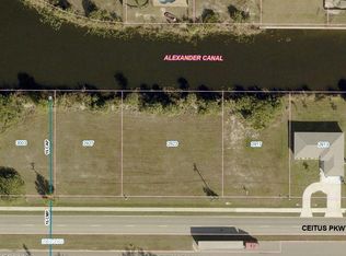 2923 Ceitus Pkwy, Cape Coral, FL 33991