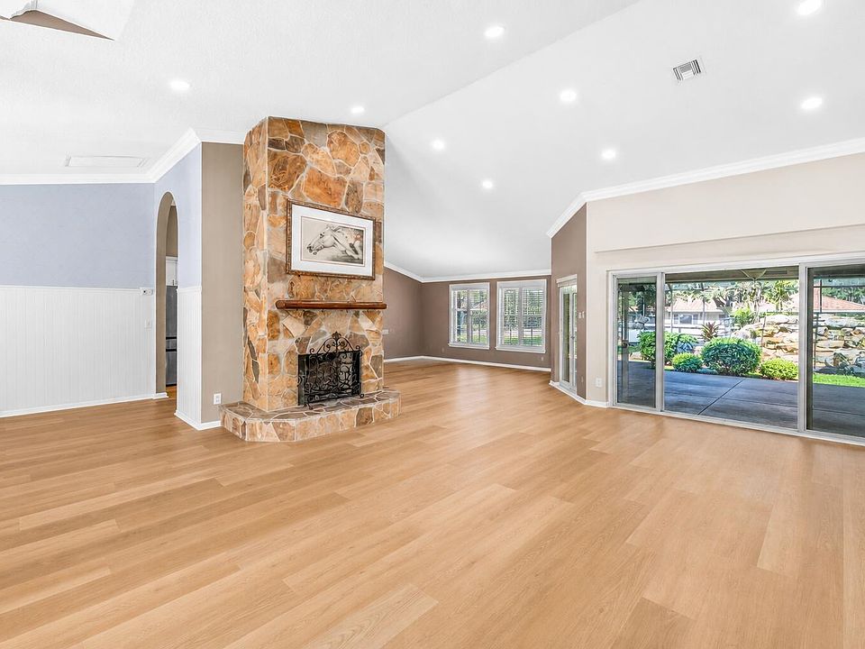 1st image of 2559 Palm Deer Drive