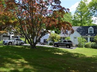 292 Spook Rock Rd, Suffern, NY 10901