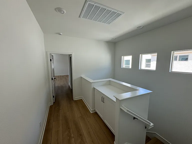 1533 Painted Cave Ave — Photo 10