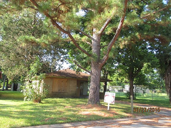3rd image of 717 Avoyelles Dr