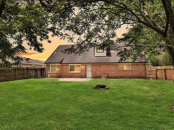 2nd image of 7503 Shiner Ln