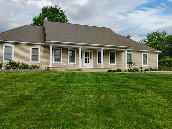 2nd image of 10 Mitchell Dr