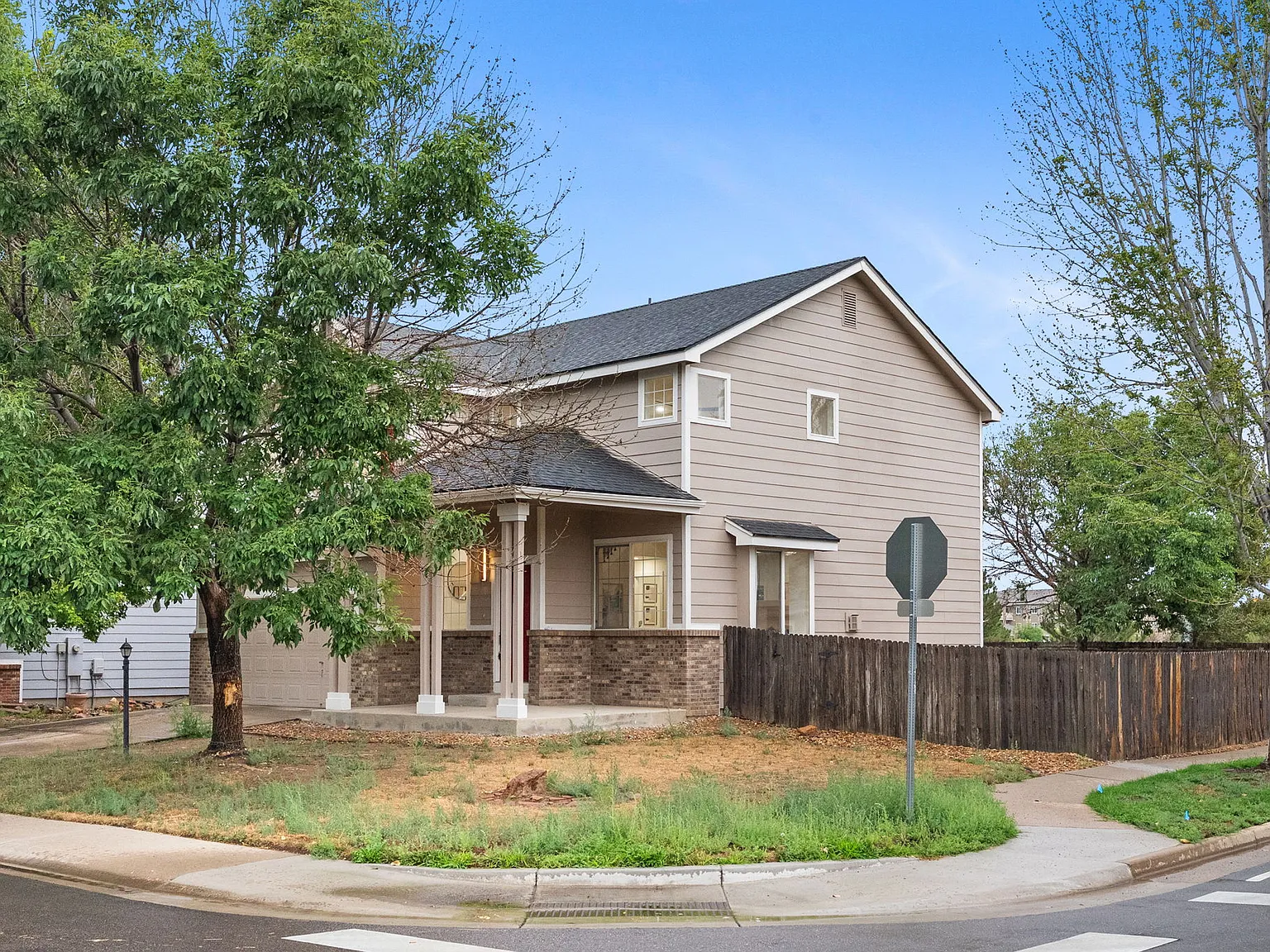 3 bed, 2720 sqft, $3,000 — Photo 3