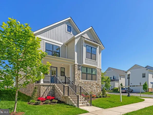 23099 Glenwood Heights Cir, Ashburn, VA 20148