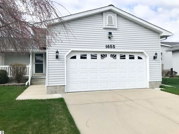 1655 E Gaylord St, Mount Pleasant, MI 48858