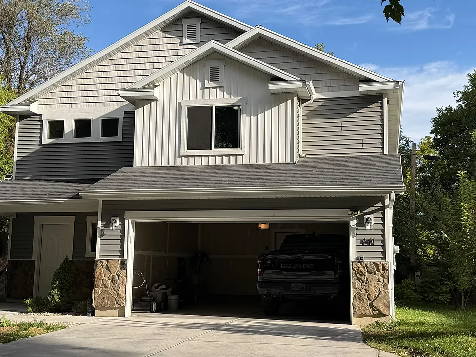 441 W 170 N