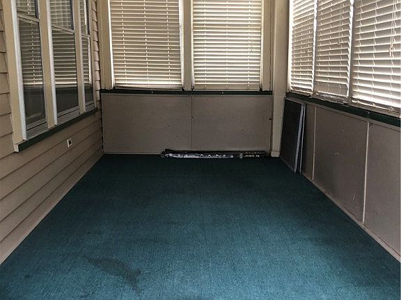 4th image of 109 Waverly Pl