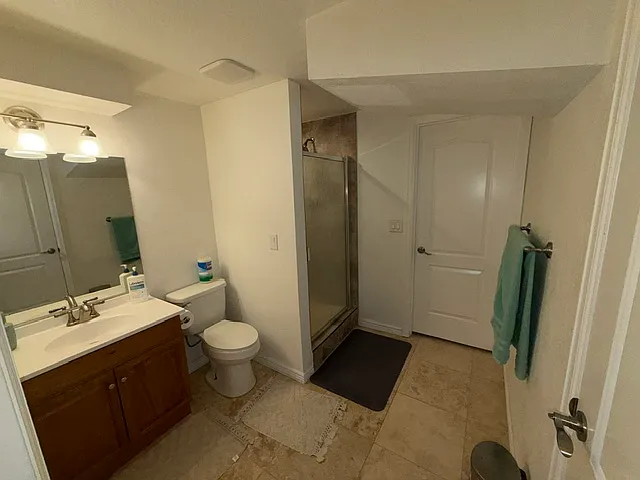 5643 W 71st Pl — Photo 17