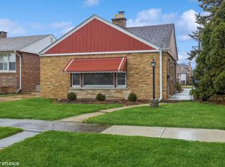 2227 S 11th Ave, North Riverside, IL 60546