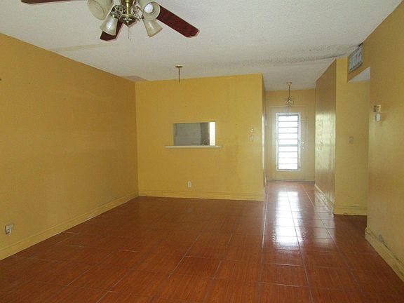 5th image of 5000 NW 36th Street #402