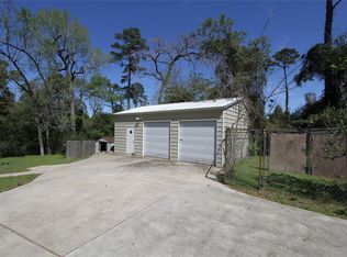 11518 Bogs Rd, Tomball, TX 77375