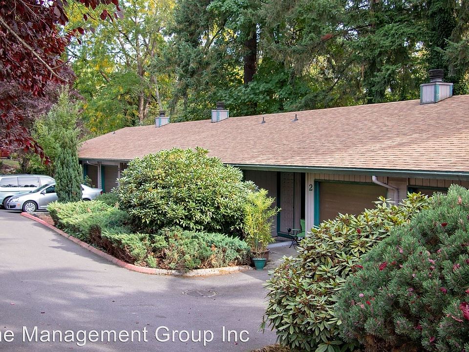 2nd image of 10217 NE 13th Ave APT 3