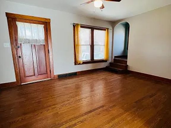 3rd image of 6116 Pinkney St