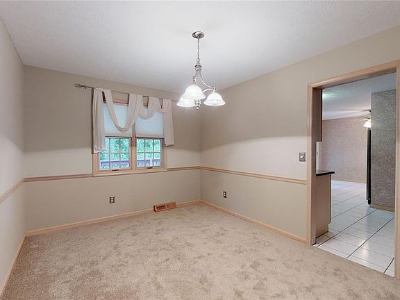 5th image of 4255 Brendan Ln