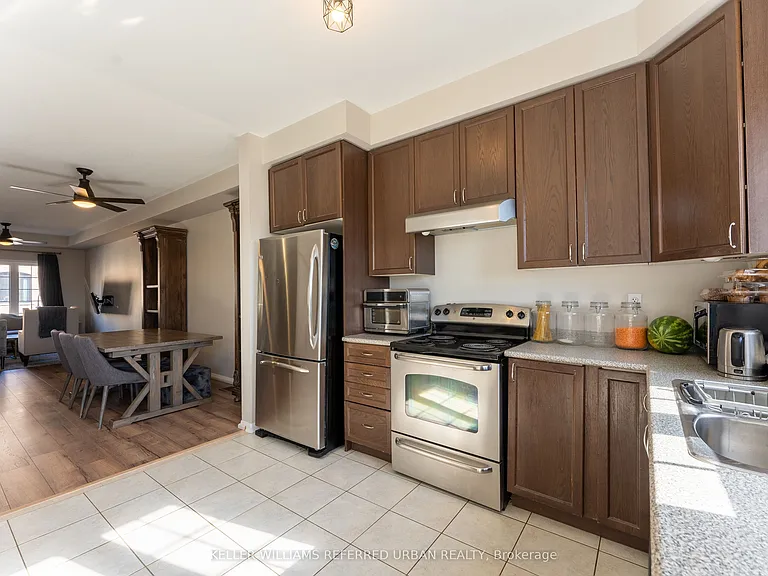 1250 Saint Martins Dr #14 — Photo 4