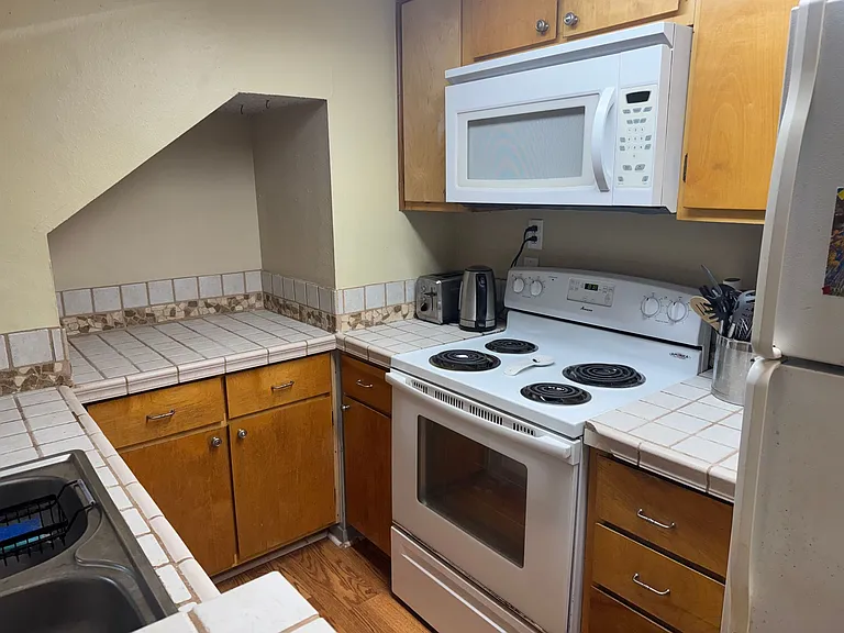 2510 San Gabriel St #306 — Photo 4